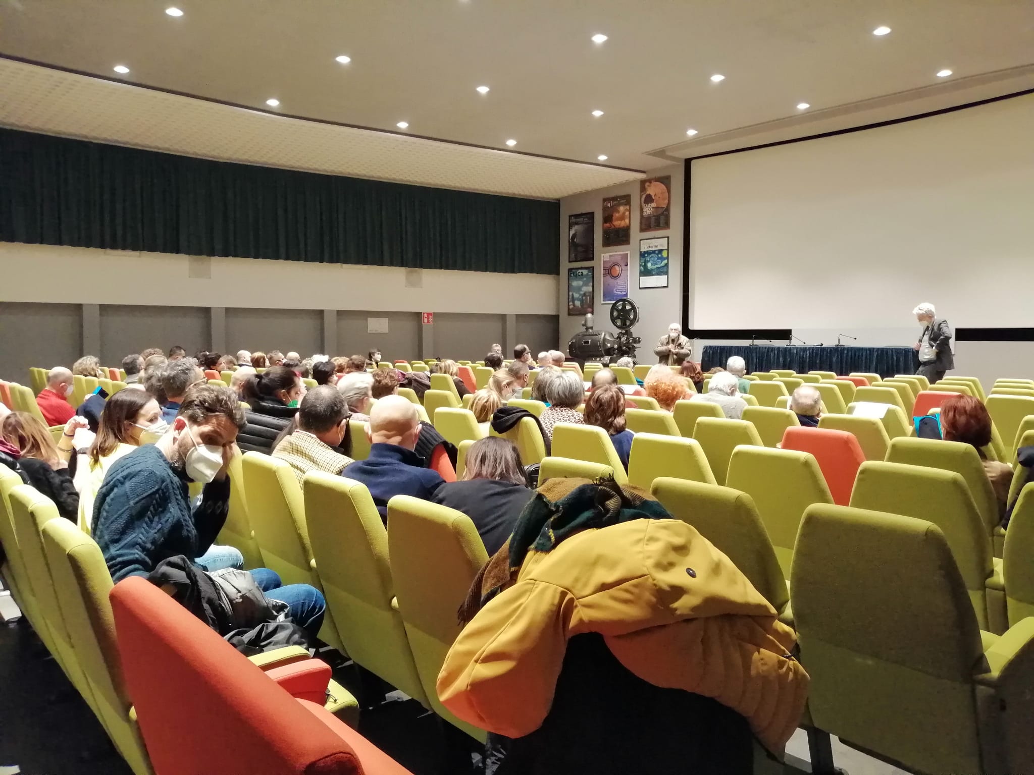 Proiezione di Io Resto al cinema Stensen di Firenze